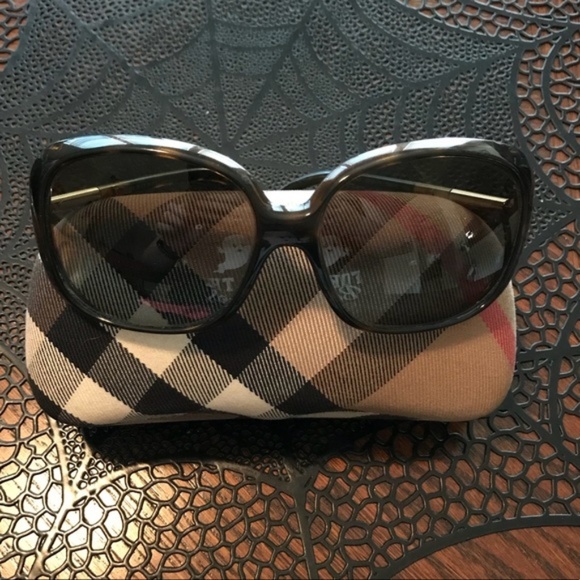 NIB Burberry Oversized Square Sunglasses main image 5